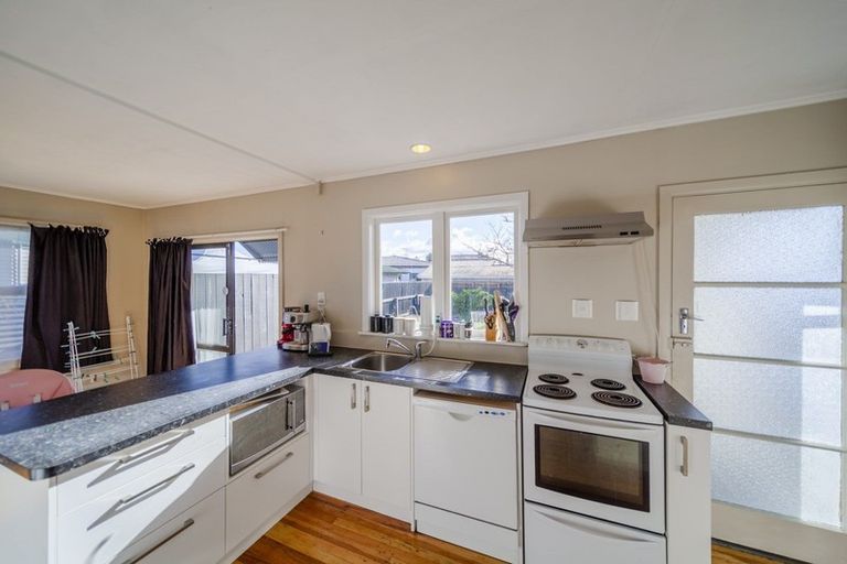 Photo of property in 5 Harold Holt Avenue, Onekawa, Napier, 4110