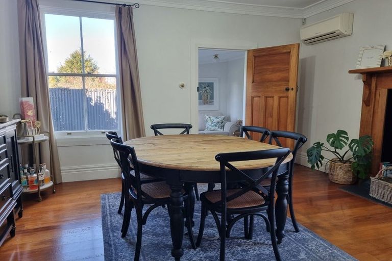 Photo of property in 14 Grey Street, Martinborough, 5711