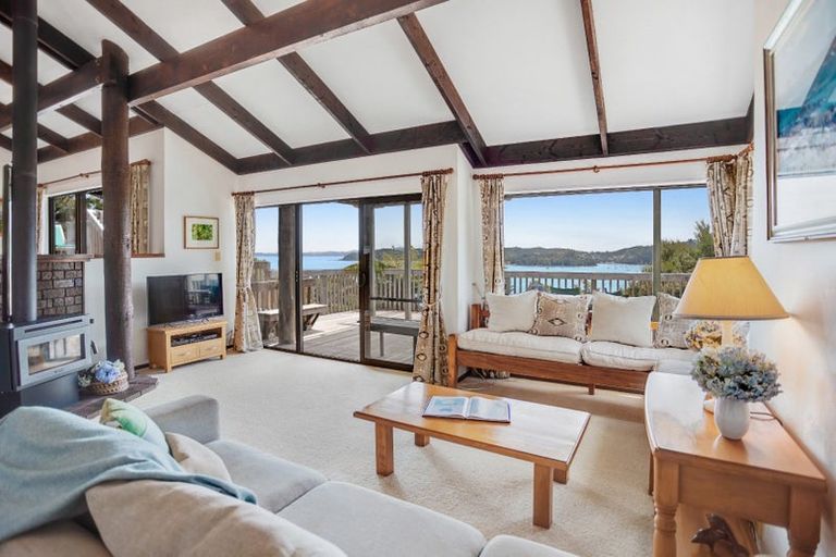 Photo of property in 22 Gilbert Mair Rise, Russell, 0272