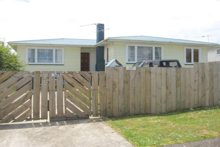 Photo of property in 25 Orchard Rise, Rosehill, Papakura, 2113