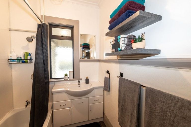 Photo of property in 101 Main South Road, Green Island, Dunedin, 9018