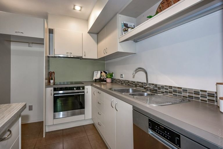 Photo of property in 90c Mandeville Street, Riccarton, Christchurch, 8011