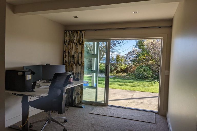Photo of property in 2 Mccauley Grove, Hilltop, Taupo, 3330