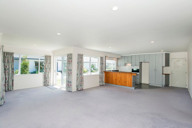 Photo of property in 22/690 Gladstone Road, Te Hapara, Gisborne, 4010