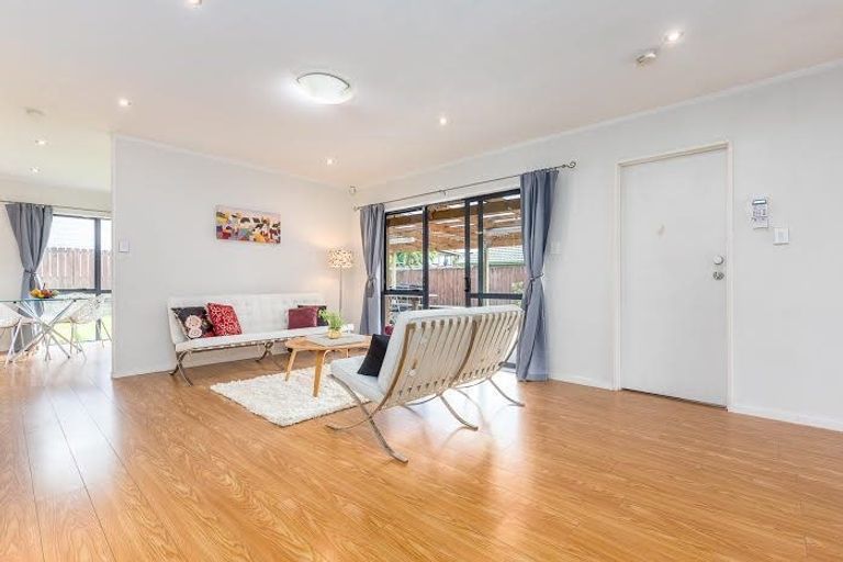 Photo of property in 200 Te Irirangi Drive, Flat Bush, Auckland, 2019