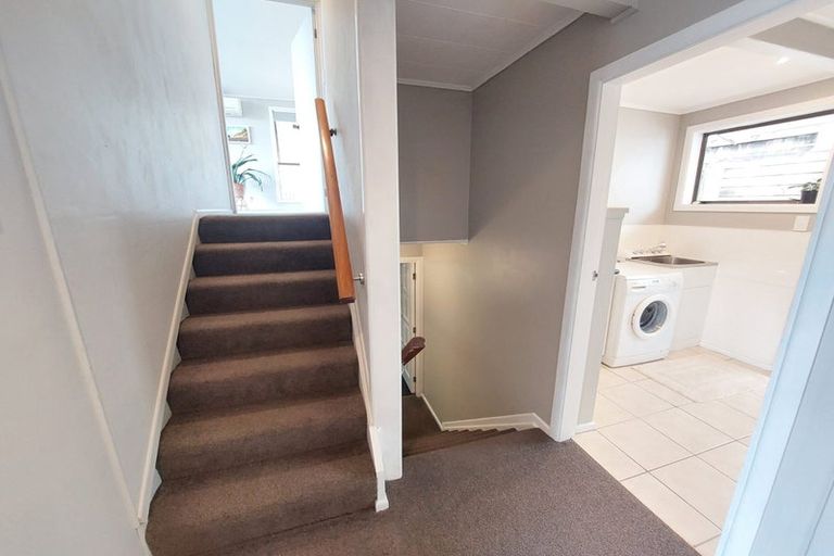 Photo of property in 5 Penrith Street, Westown, New Plymouth, 4310