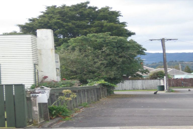 Photo of property in 72 Gibbons Street, Ebdentown, Upper Hutt, 5018