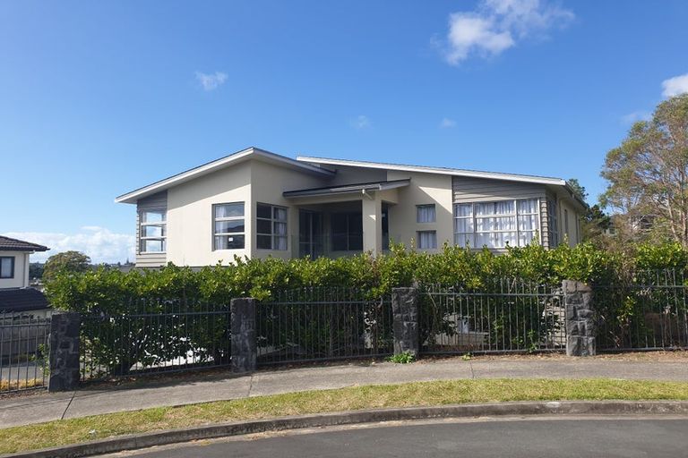 Photo of property in 36 Borneo Drive, Fairview Heights, Auckland, 0632