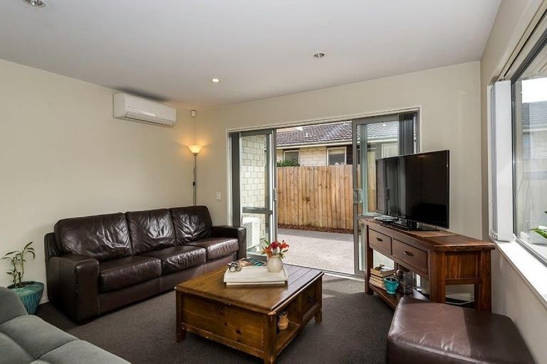 Photo of property in 72b Champion Street, Edgeware, Christchurch, 8013