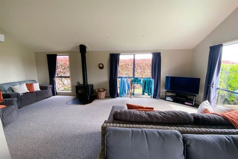 Photo of property in 103 Cashmere Bay Road, Moana, 7875