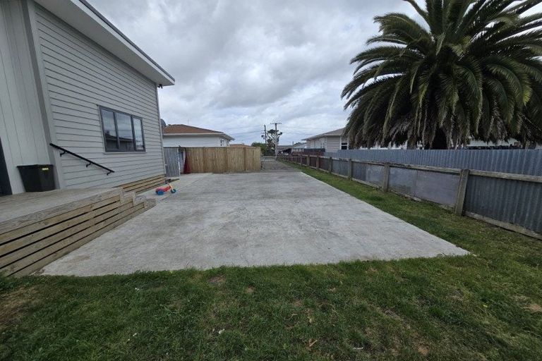 Photo of property in 9a Rata Street, Levin, 5510