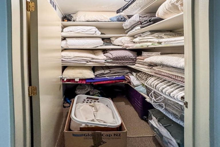 Photo of property in 2/3 Oban Road, Browns Bay, Auckland, 0630