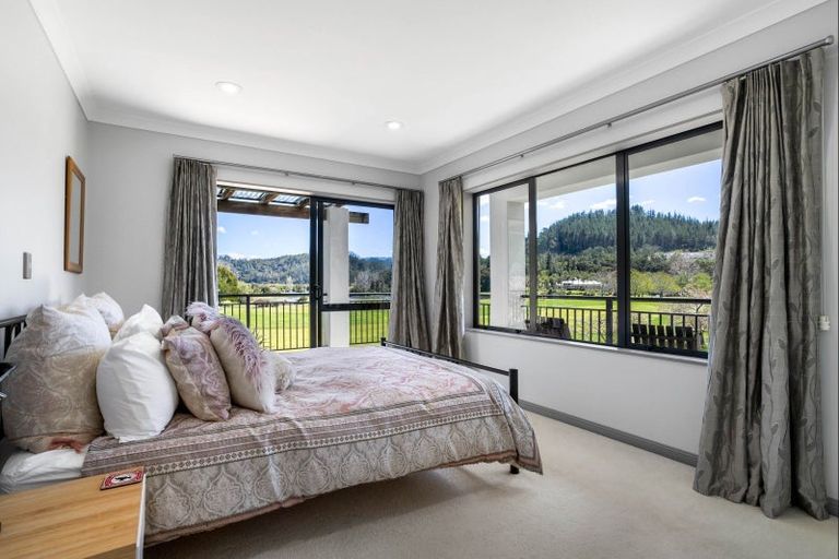 Photo of property in 124 Augusta Drive, Pauanui, Hikuai, 3579