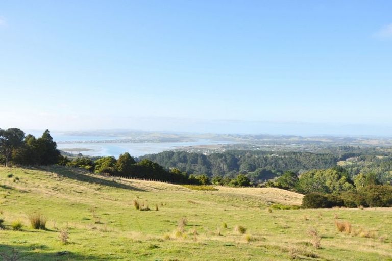 Photo of property in 100 Birdsall Road, Whangateau, Warkworth, 0985