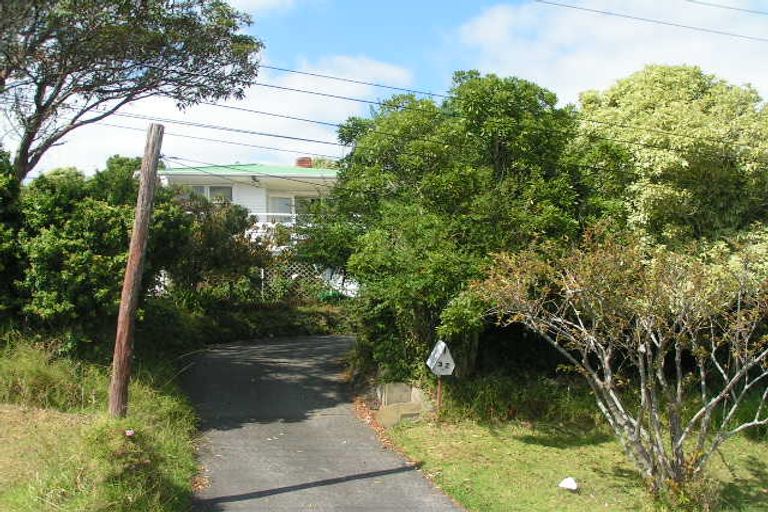 Photo of property in 32 Bond Crescent, Forrest Hill, Auckland, 0620