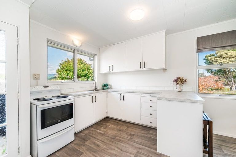 Photo of property in 27a Matai Street, Waikanae, 5036