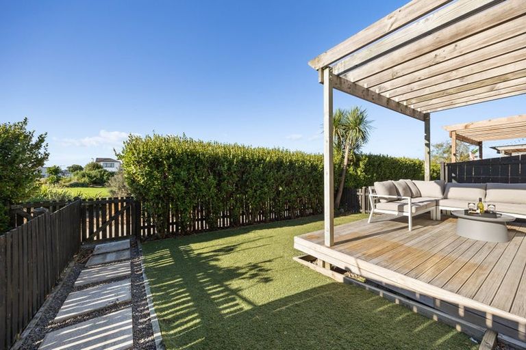 Photo of property in 21 Irving Place, Hobsonville, Auckland, 0616
