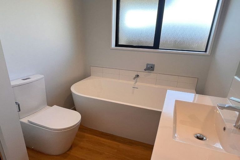 Photo of property in 15 Borland Street, Woodend, 7610