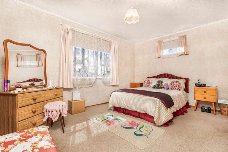 Photo of property in 35 Glenorchy Street, Glen Eden, Auckland, 0602