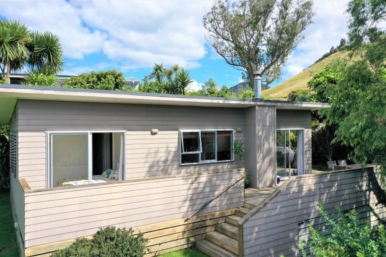 Photo of property in 52 Mako Avenue, Whiritoa, Whangamata, 3691