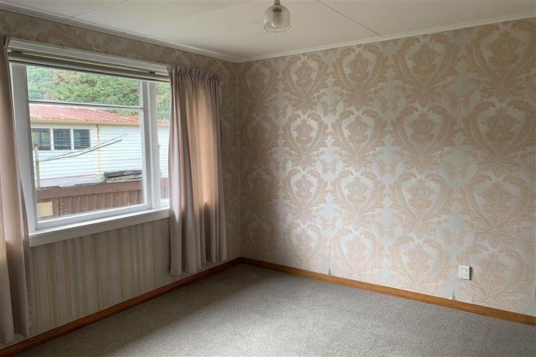 Photo of property in 22a York Street, Picton, 7220