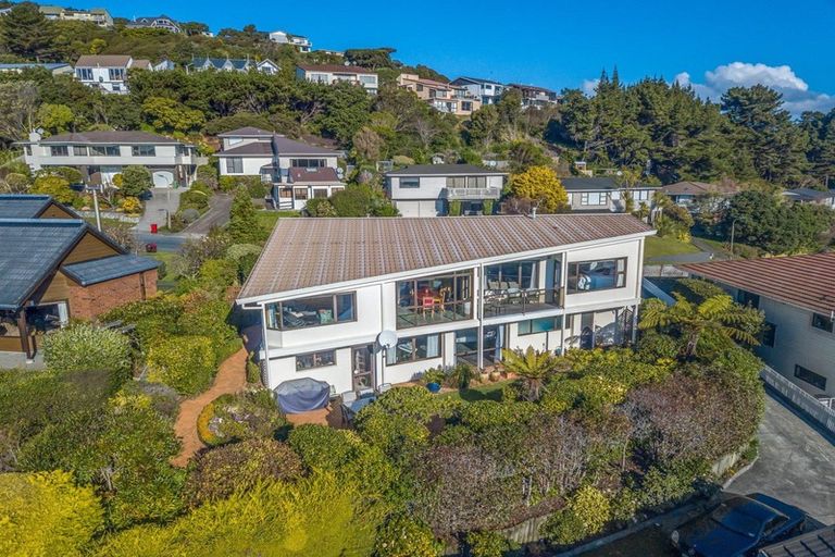 Photo of property in 17 Bosun Terrace, Whitby, Porirua, 5024