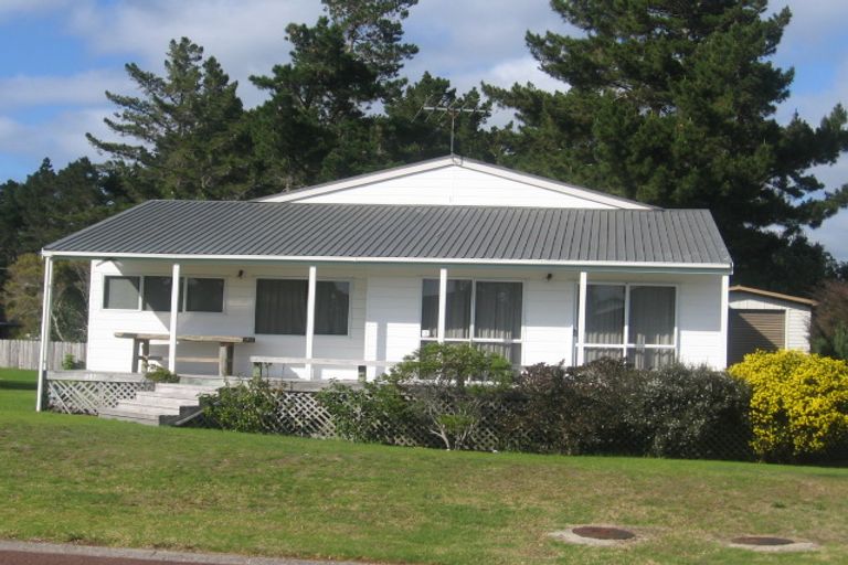 Photo of property in 237 Kenwood Drive, Matarangi, Whitianga, 3592