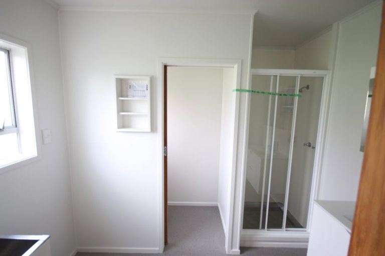 Photo of property in 64a Clayburn Road, Glen Eden, Auckland, 0602