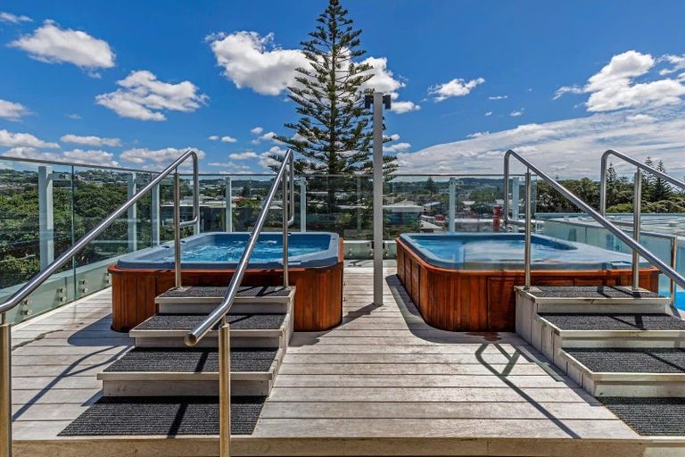 Photo of property in 1111/11 Tamariki Avenue, Kelston, Auckland, 0602
