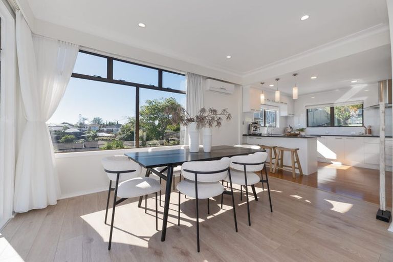 Photo of property in 25 Coates Road, Cockle Bay, Auckland, 2014