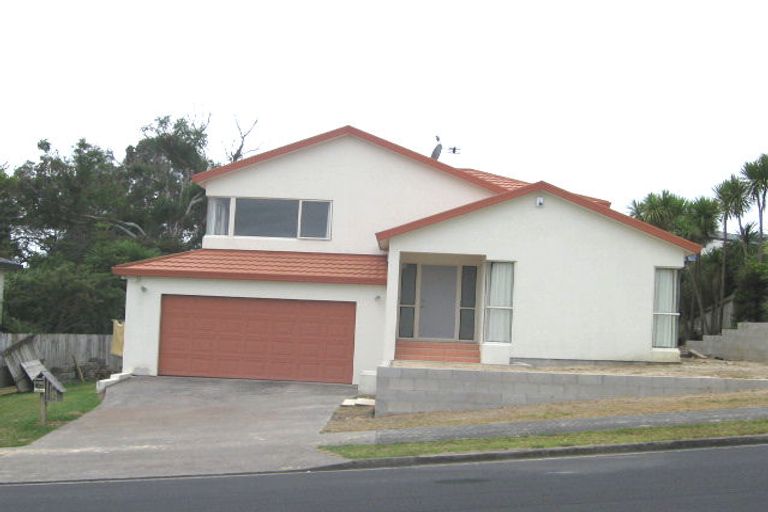 Photo of property in 103 Seaview Road, Glenfield, Auckland, 0629