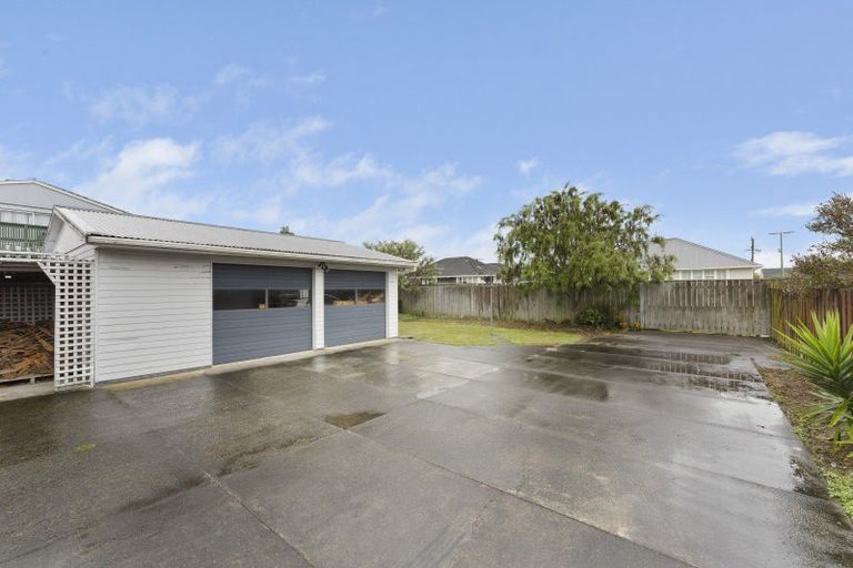 Photo of property in 34 Saint Annes Street, Levin, 5510