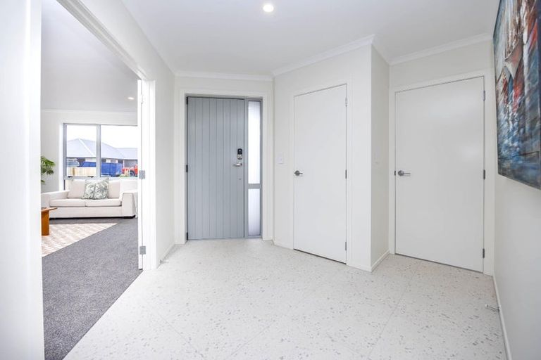 Photo of property in 13 Pukaki Place, Baverstock, 3200