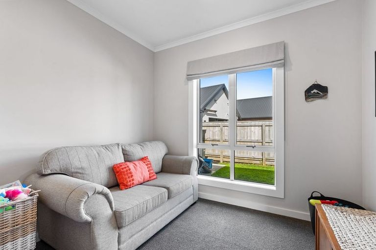 Photo of property in 27 County Drive, Hawera, 4610