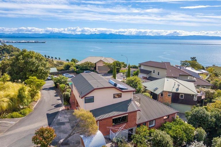 Photo of property in 102 Brooklands Road, Atawhai, Nelson, 7010