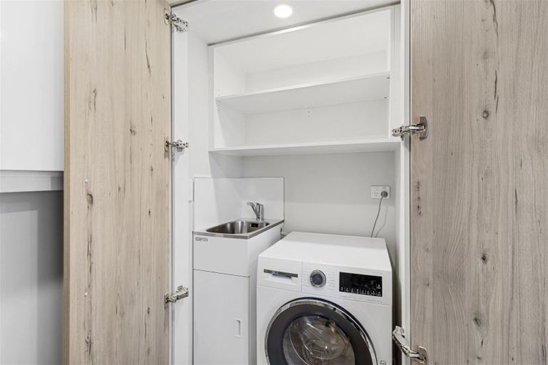 Photo of property in 2/160a Peverel Street, Riccarton, Christchurch, 8041