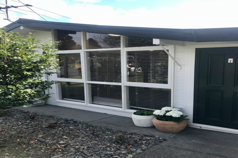 Photo of property in 11 Thelma Crescent, Torbay, Auckland, 0630