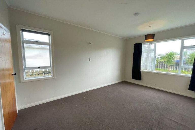 Photo of property in 22 Cornwall Street, Eltham, 4322