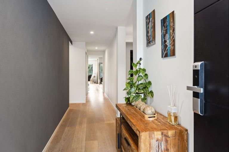 Photo of property in 36 Boocock Crescent, Orewa, 0931