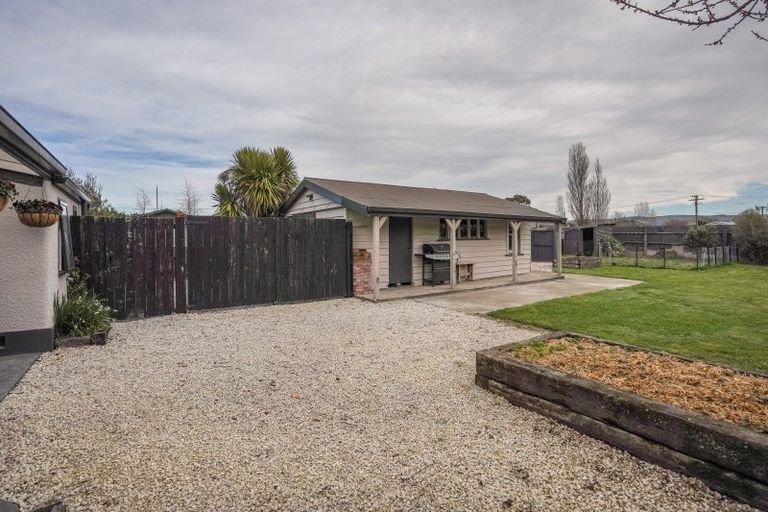 Photo of property in 21 Montgomery Street, Cheviot, 7310