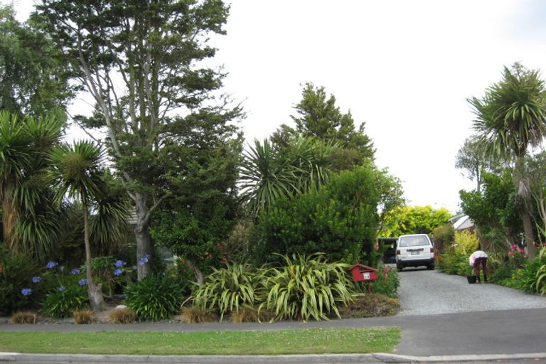 Photo of property in 64 Niven Street, Avondale, Christchurch, 8061
