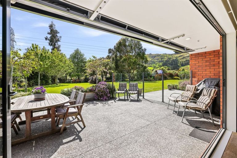 Photo of property in 5 Highlight Lane, Heathcote Valley, Christchurch, 8022