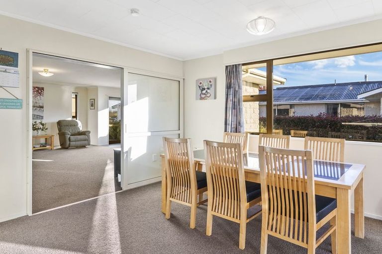 Photo of property in 13 Walnut Place, Mosgiel, 9024