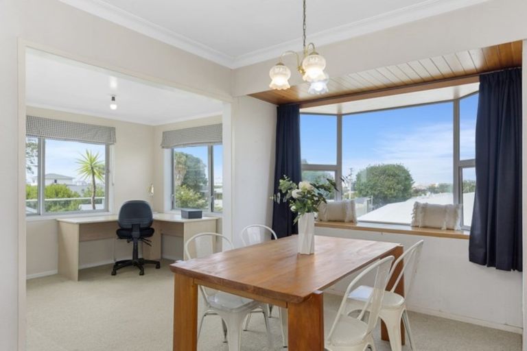 Photo of property in 36 Andrew Place, Otumoetai, Tauranga, 3110