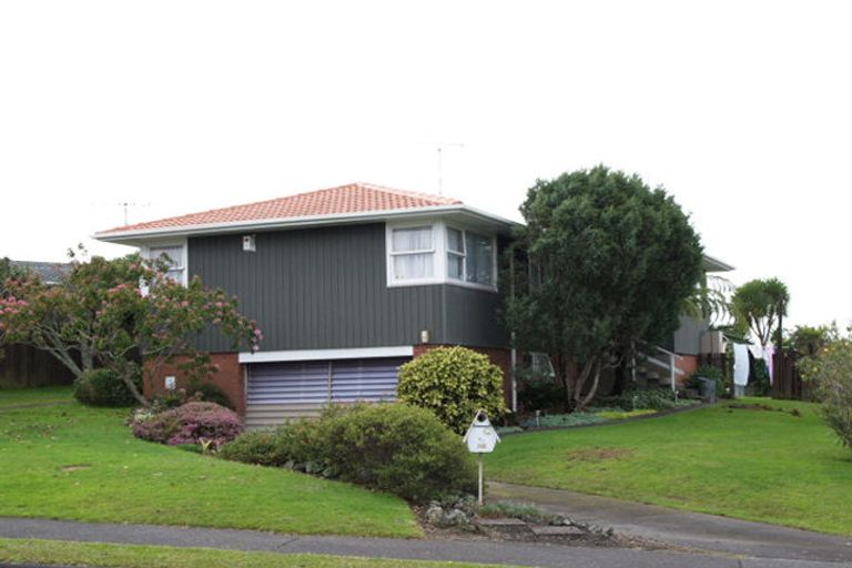 Photo of property in 46 Advene Road, Cockle Bay, Auckland, 2014
