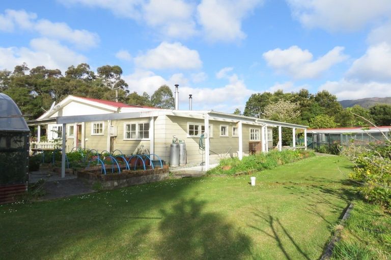 Photo of property in 3 Sunderland Street, Waimangaroa, Westport, 7891