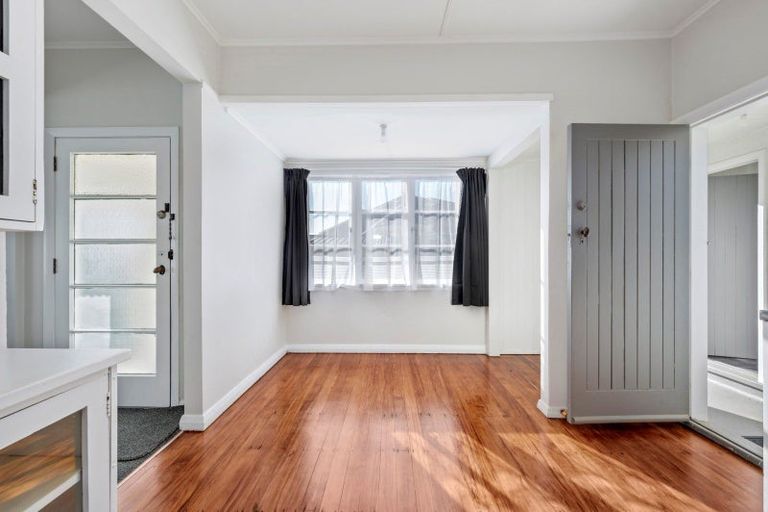 Photo of property in 18 Wallace Crescent, Glenholme, Rotorua, 3010