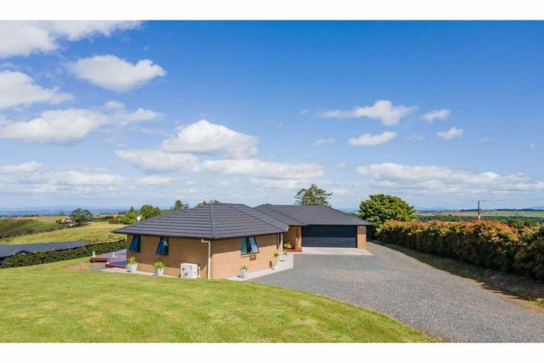 Photo of property in 870 Pungaere Road, Waipapa, 0295
