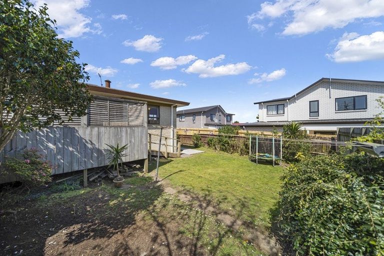 Photo of property in 2/9 Malte Brun Place, Papatoetoe, Auckland, 2025