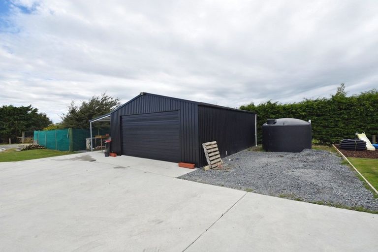 Photo of property in 18 Pegasus Place, Seaward Bush, Invercargill, 9812